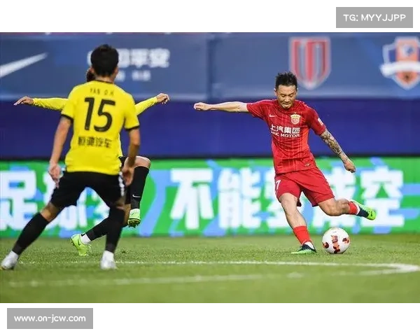 上海海港凭借冯劲世界波艰难取胜广州队