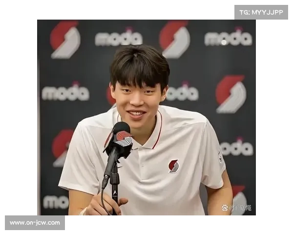 从青训到CBA：杨瀚森NBA首秀3分3板2助